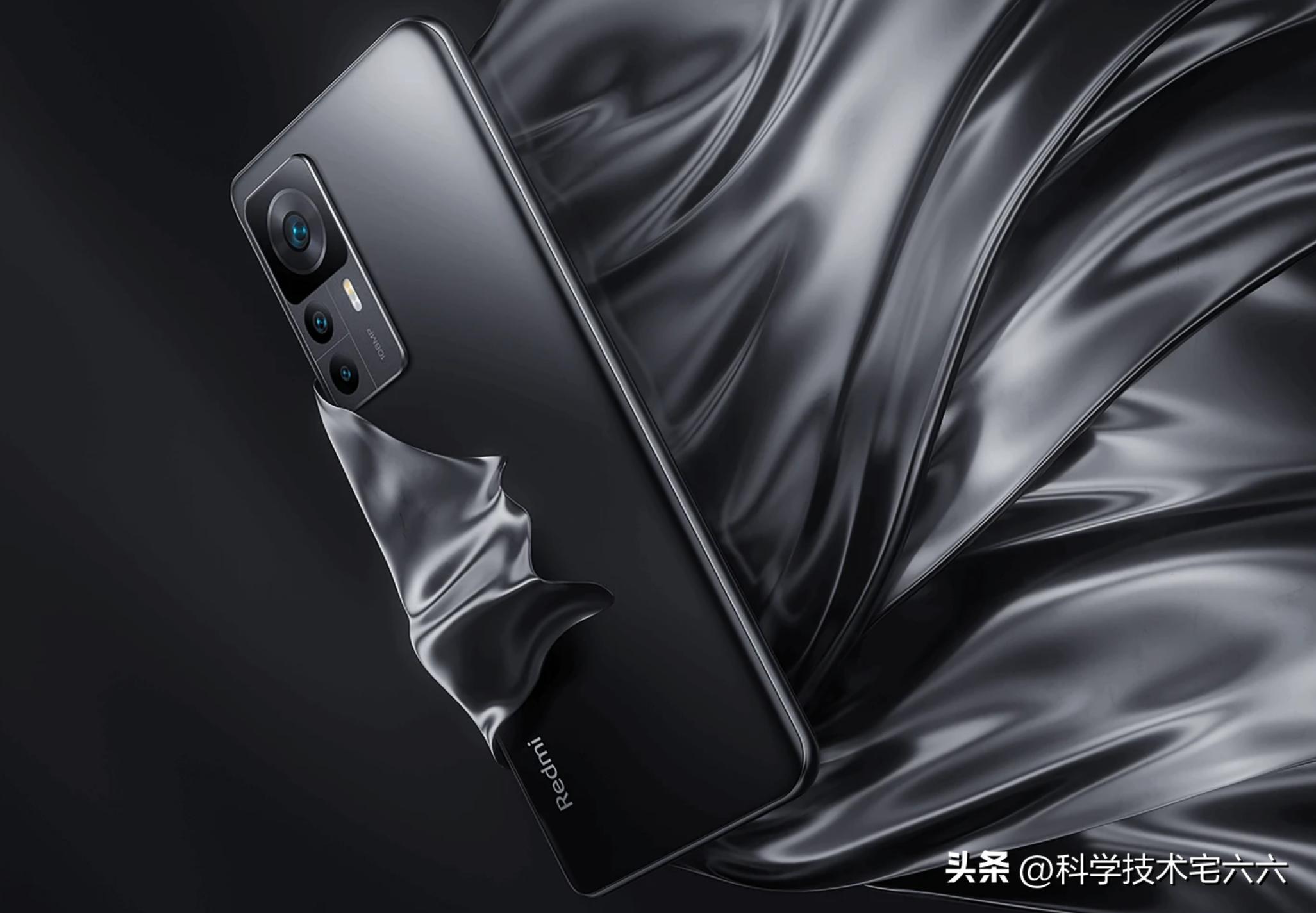 小米五上市，科技新星在時(shí)代背景下閃耀登場