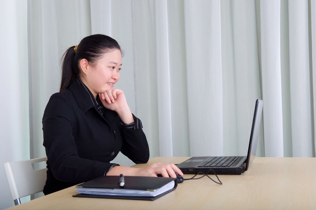 自主擇業(yè)軍官薪資調(diào)整動(dòng)態(tài)，深度解析與巷弄特色小店探秘