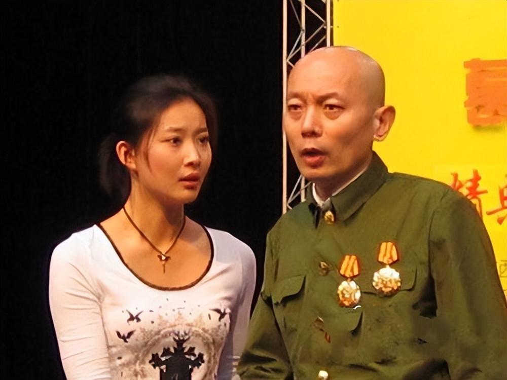 溫演員的成長(zhǎng)之路,從舞臺(tái)到人生的自信與成就感塑造之路