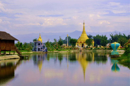 云南瑞麗日常趣事,溫馨的瞬間