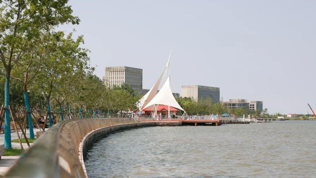 滴水湖最新動態揭秘,發展前沿與獨特魅力展現新篇章