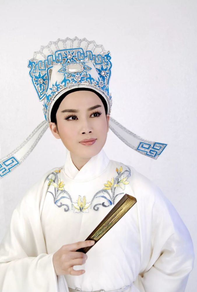 越劇璀璨之星——王君安的傳統藝術之旅