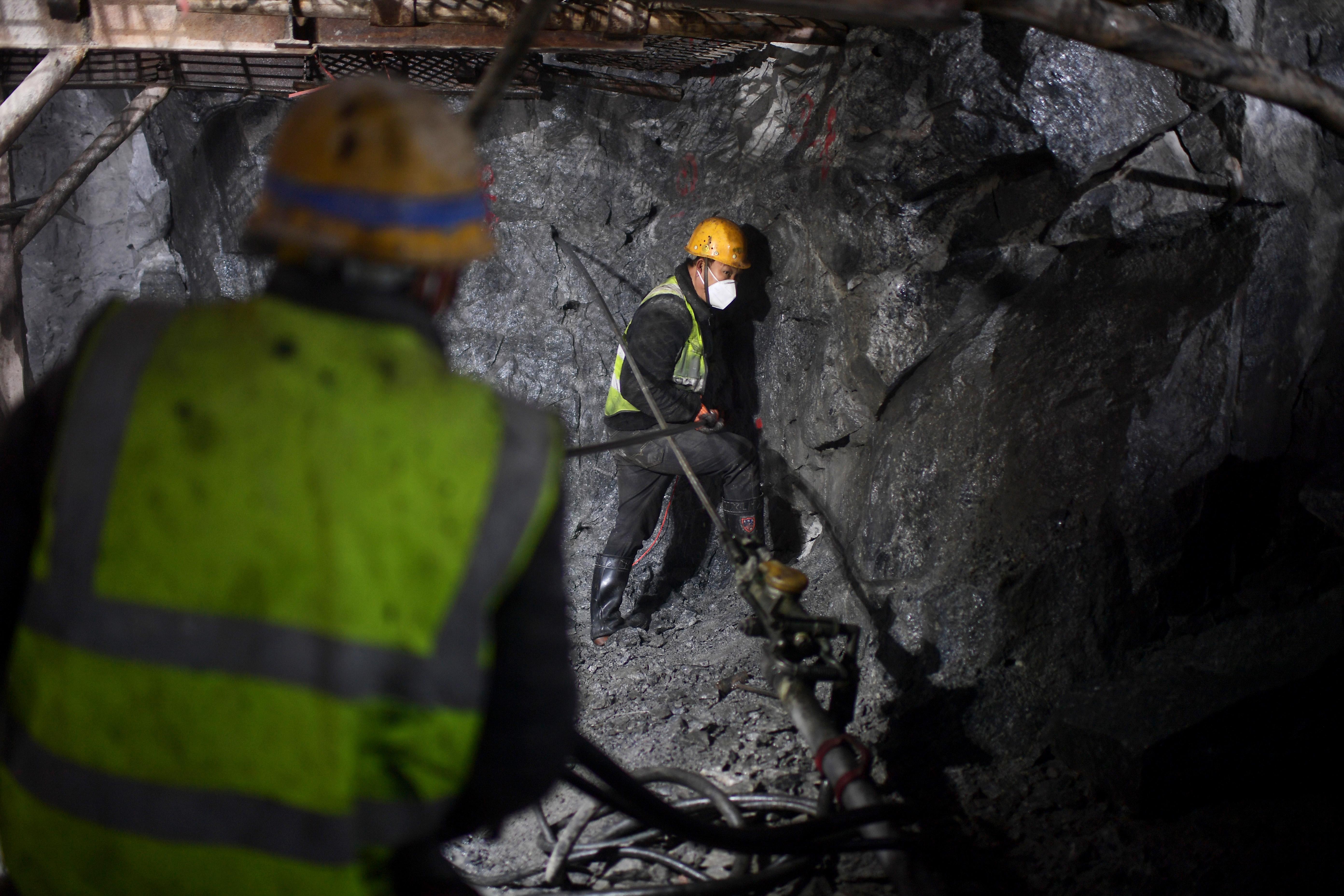 瑪爾擋水電站建設新動態,水電明珠與獨特小店的深巷故事