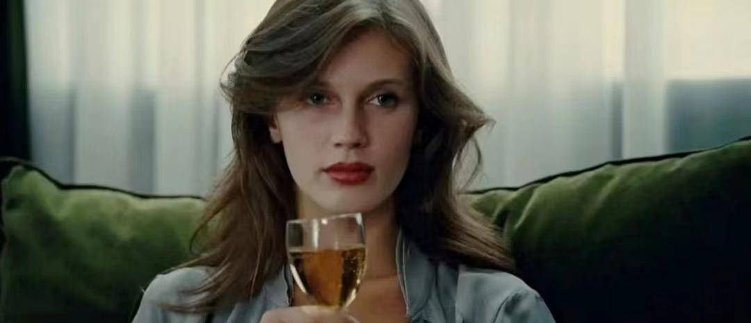 法國電影花容月貌,領(lǐng)略銀幕上的別樣浪漫風(fēng)情