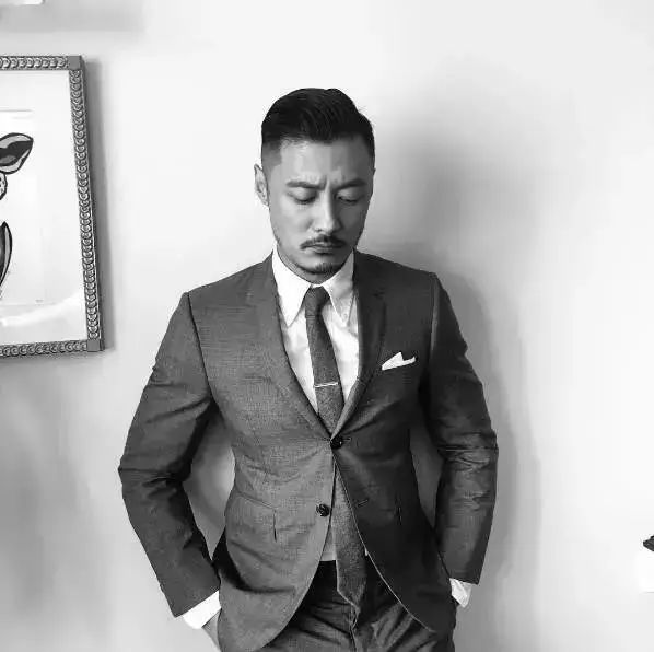 余文樂最新發(fā)型展示與魅力發(fā)型打造步驟指南