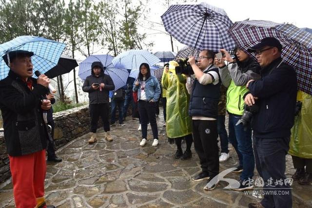 科技引領新時代的扶貧之路——建始扶貧動態資訊報道