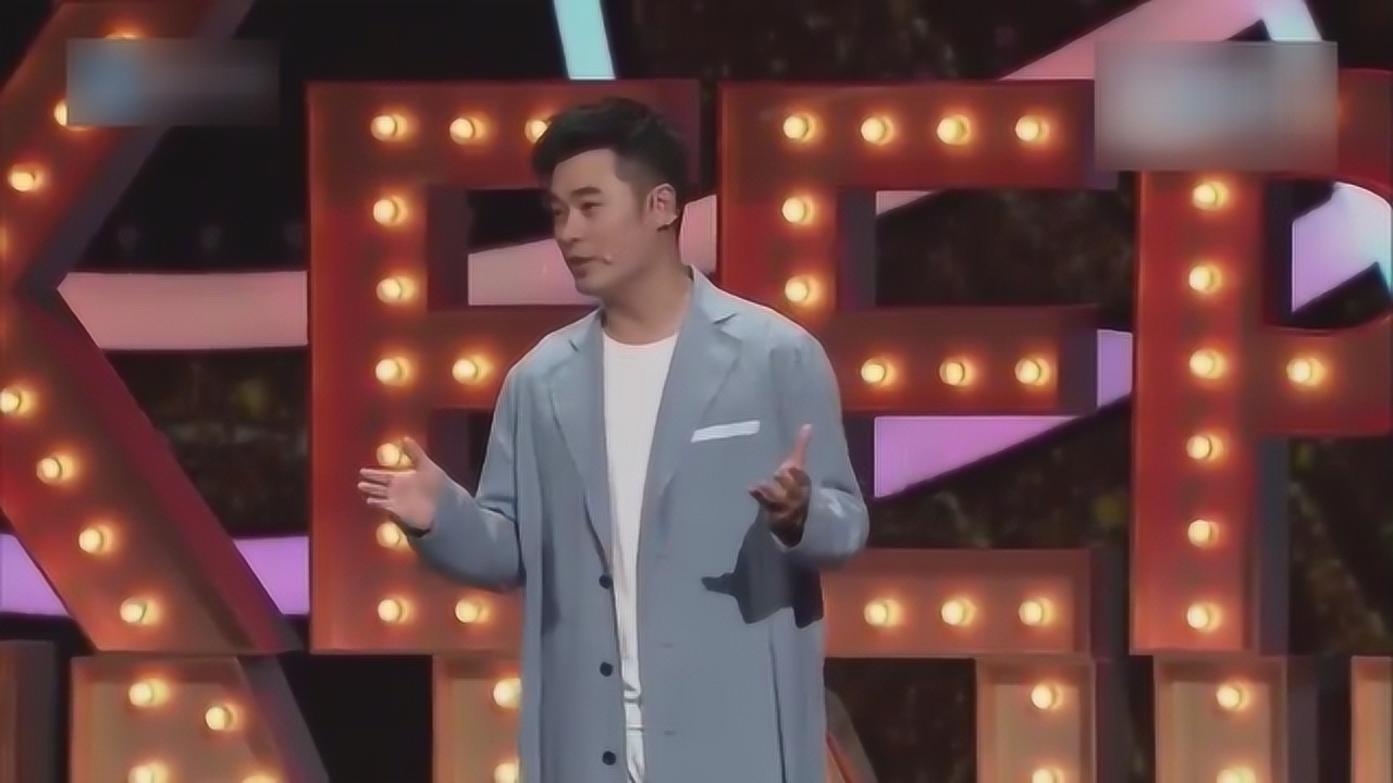 呂小布,科技娛樂(lè)與社會(huì)交匯的新焦點(diǎn)