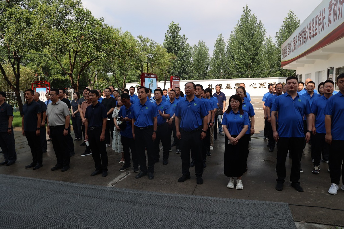 鞏義趙明恩引領科技潮流,重塑未來生活體驗的新動態