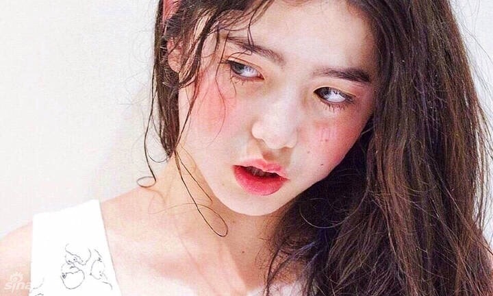 山田直美最新寫真,揭示日本新晉美少女的魅力瞬間