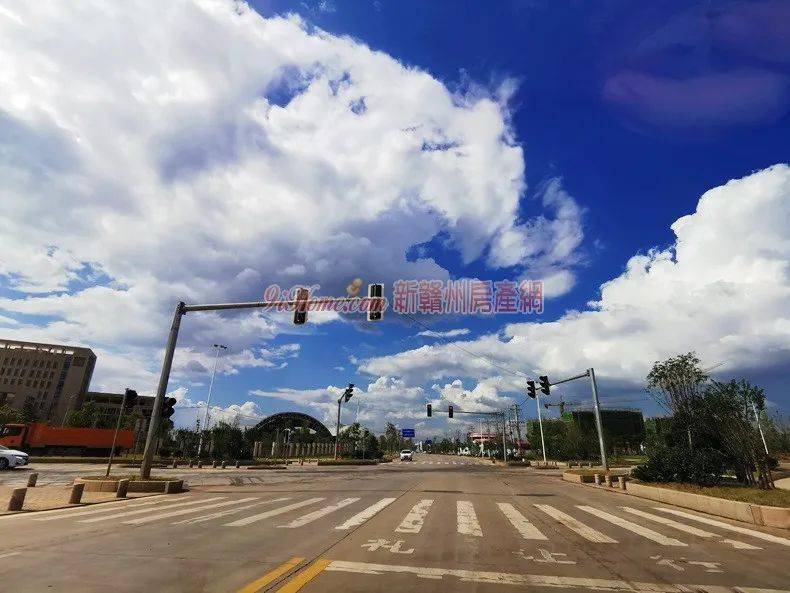 贛州新能源汽車科技城最新動態解讀,多維度更新進展報告