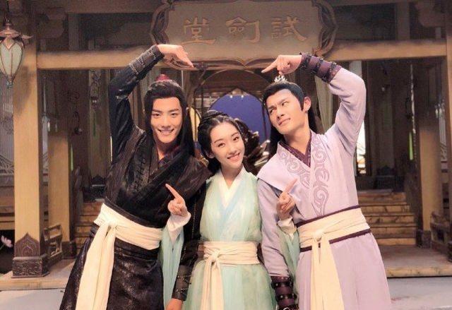 白衣天子最新資訊,任務(wù)指南與技能學(xué)習(xí)步驟全解析