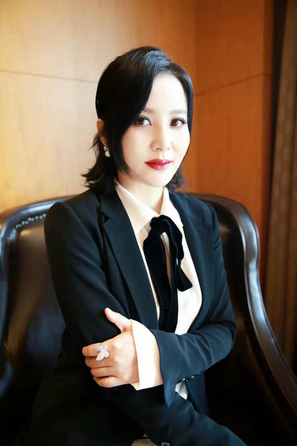 重慶演員劉柳資料,重慶演員劉柳資料,探索自然美景的旅行達人