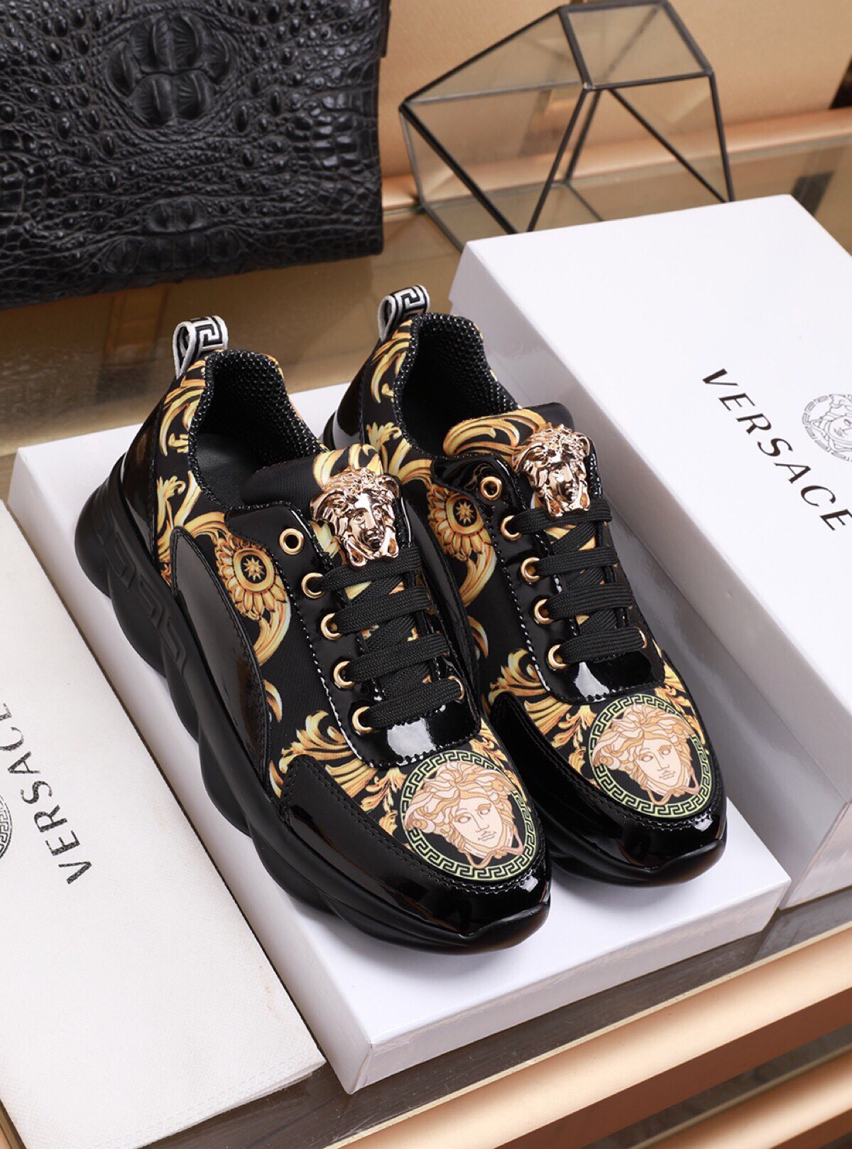 范思哲新品,時尚巔峰的璀璨明珠閃耀登場