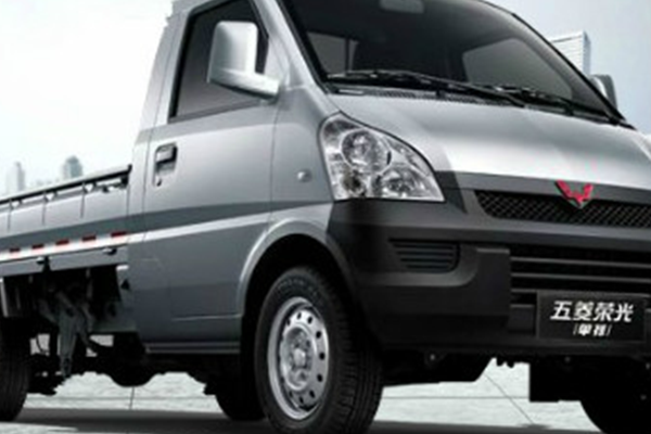 五菱榮光小卡最新報價,微型卡車新紀(jì)元啟動!