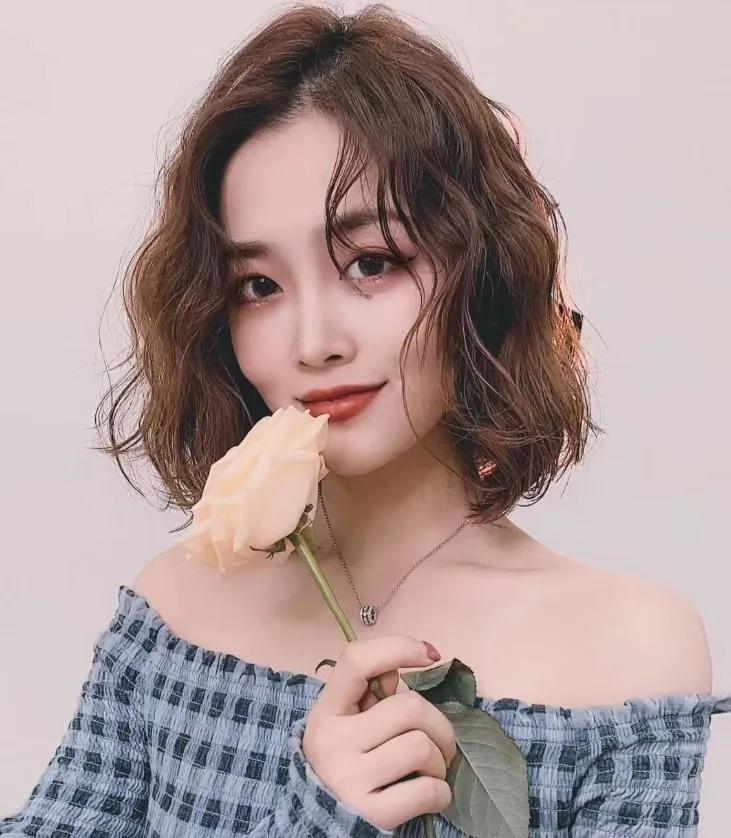 最新女頭型流行趨勢,時尚魅力新風尚打造指南???♀?