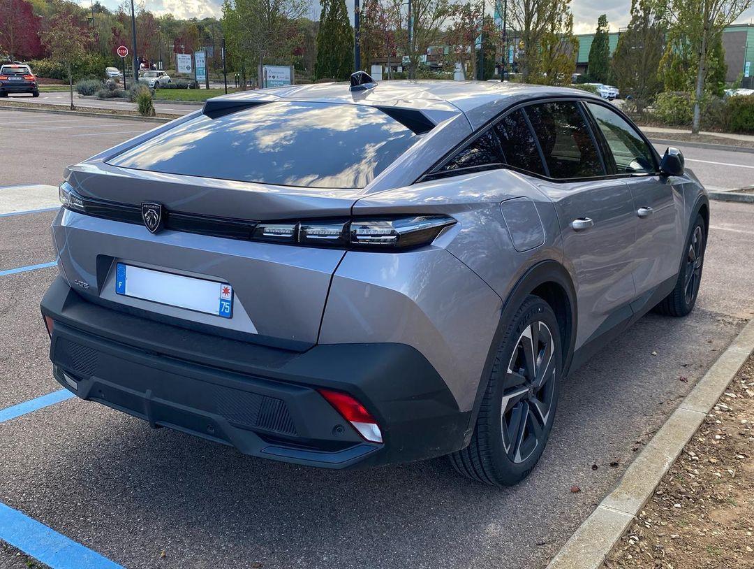 最新標(biāo)致車引領(lǐng)潮流,展現(xiàn)時(shí)尚新風(fēng)尚