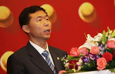 王功偉最新消息,王功偉的最新日常故事,友情之光與家的溫馨