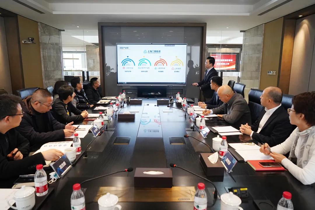 民銀資本最新動態(tài),小巷中的獨特發(fā)現