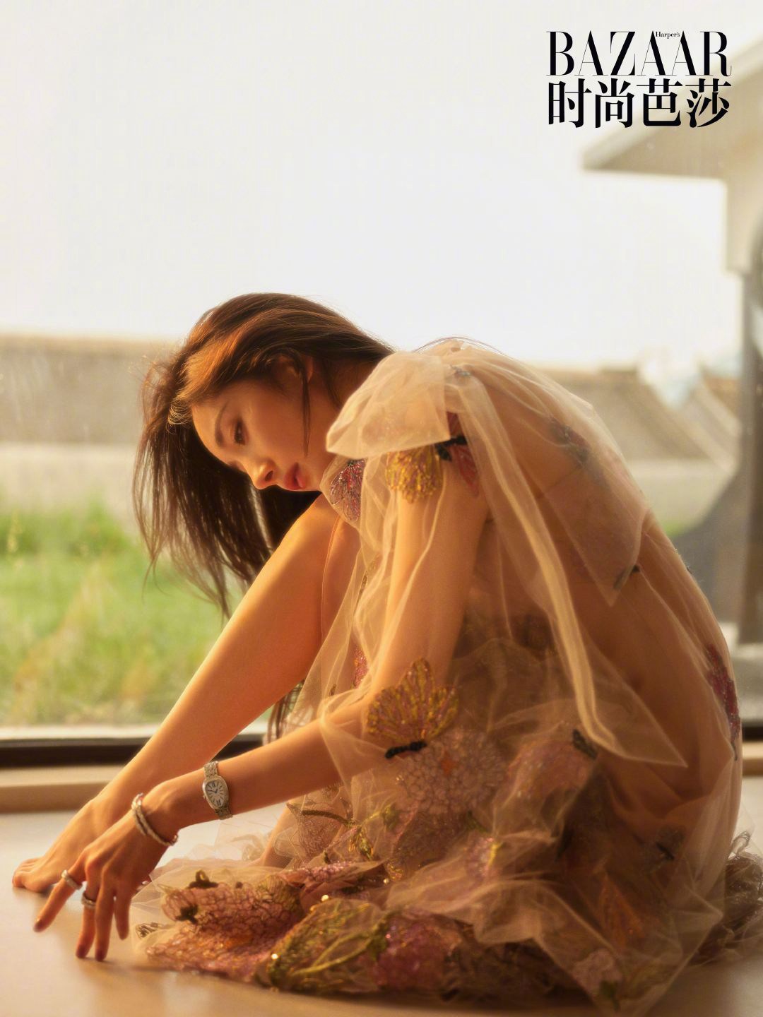 楊冪時尚芭莎圖片,時尚力量與自我變革的靈感之源