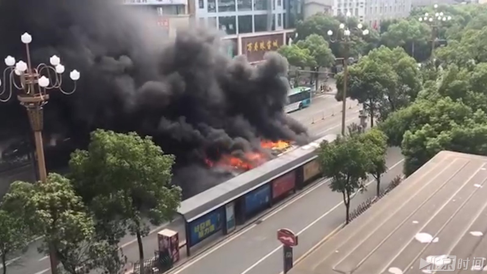 南昌公交火災最新動態,自然美景之旅的鼓舞與呼喚