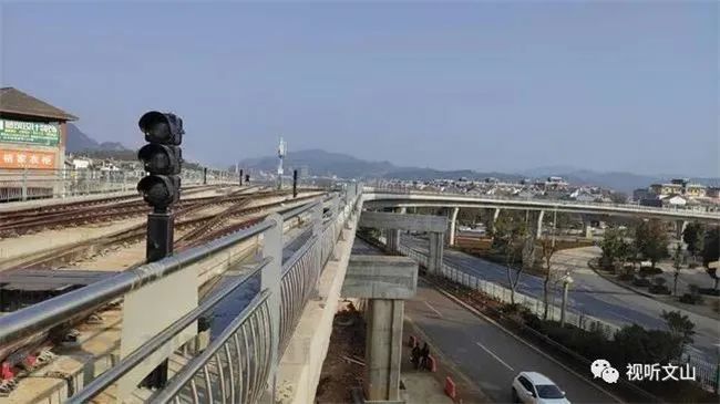 丘北火車站最新動態,探尋周邊小巷獨特風味小店