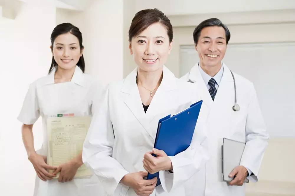 最新醫生待遇揭秘,小巷深處的特色醫療小店探秘