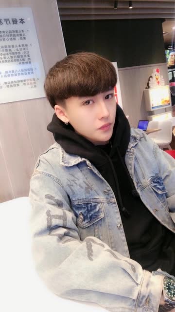 邢俊最新,時代印記下的獨(dú)特傳奇人生