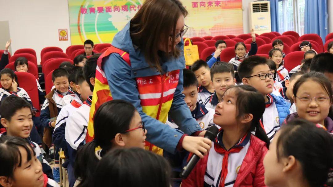 鳳陽最新高科技產(chǎn)品重塑未來,科技與生活的完美融合體驗(yàn)