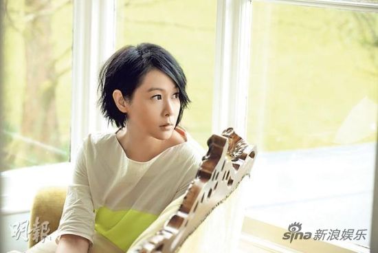 劉若英最新照片展現勵志自信與風景變遷的魅力