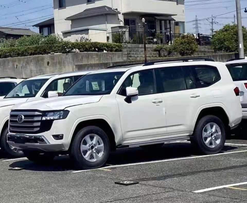 陸巡最新款,駛向成功的自信之旅