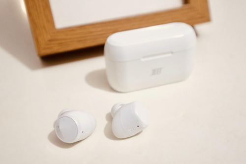 蘋果最新藍牙耳機,旅行中的最佳伴侶,與大自然更近一步的體驗