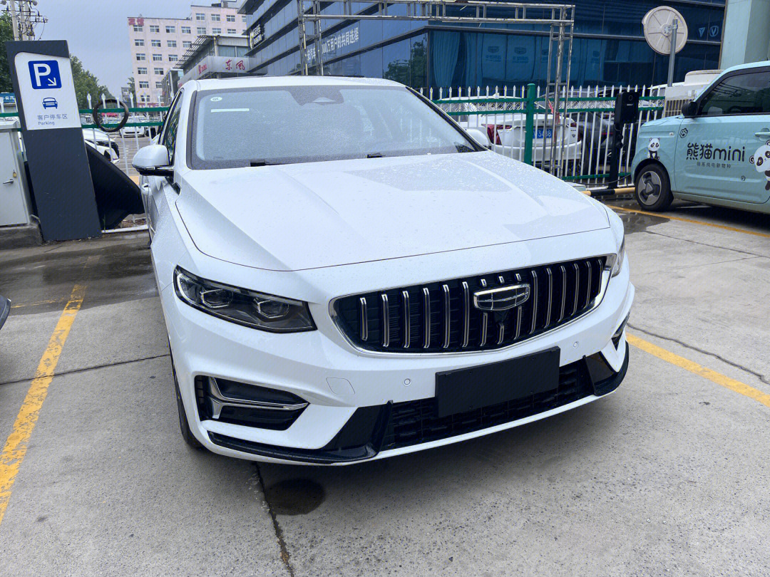 吉利最新款車的市場影響與技術革新,深度觀點分析