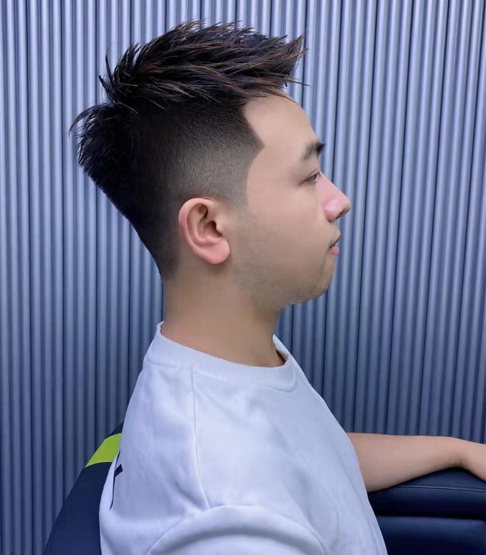 最新男短發發型潮流推薦