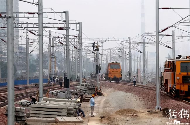 鄭濟(jì)高鐵最新消息,鄭濟(jì)高鐵最新消息與一段溫馨的旅程